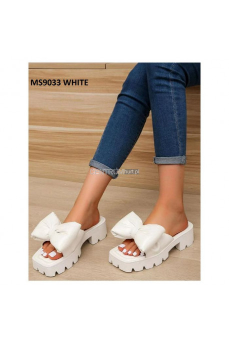 Klapki damskie M9033 white