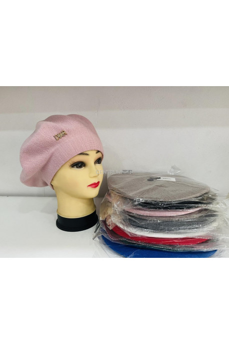 Beret damskie 75