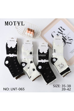 Skarpety damskie (35-42) LNT-065