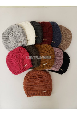 Czapki damskie 2117