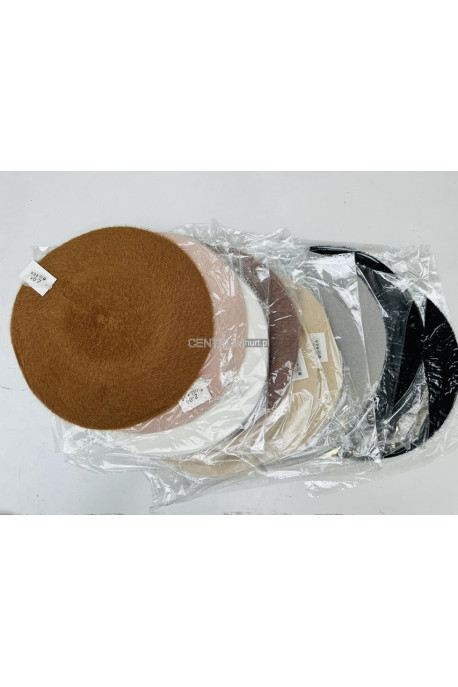 Beret damskie 26
