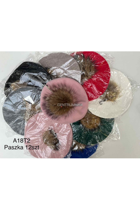 Beret damskie 26