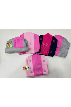 Czapki dziecięce 2763