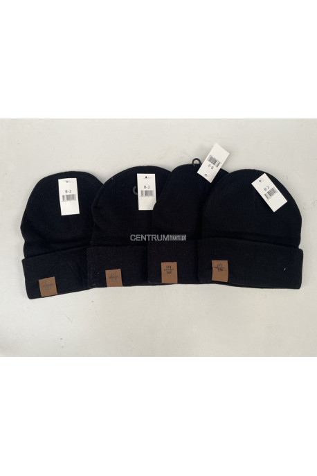 Czapki męskie 27