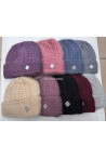 Czapki damskie 34