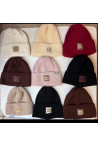 Czapki damskie 34