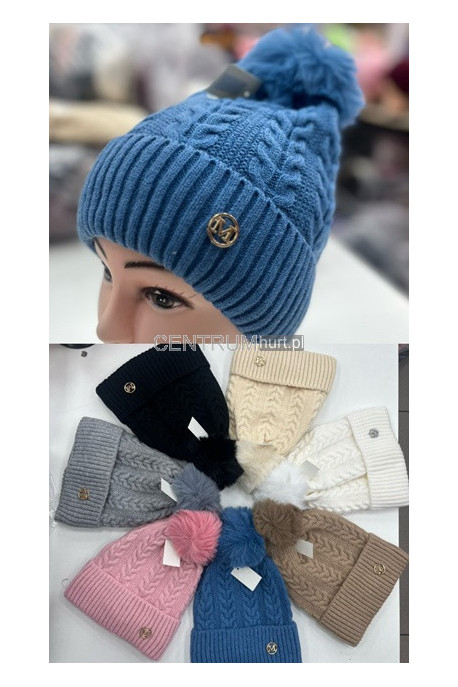 Czapki damskie 19