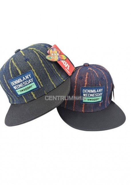 Czapki dziecięce z daszkiem 52