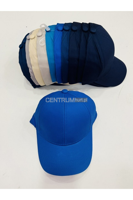 Czapki dziecięce z daszkiem 52