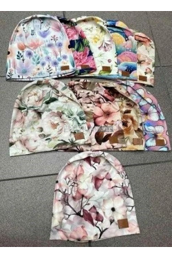 Czapki dziecięce 23