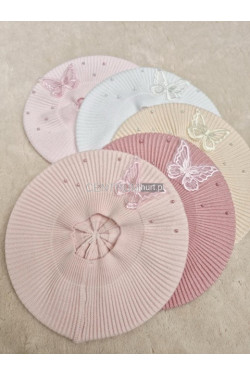 Czapki dziecięce 34