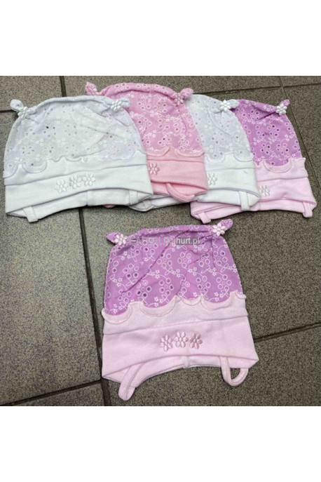 Czapki dziecięce (44-46) 1