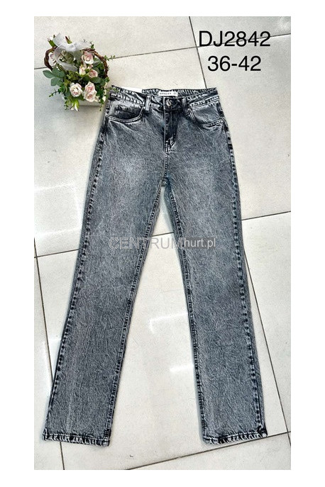 Jeansy damskie (36-42) 1