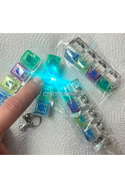 BRELOK KLIEKACZ LED BEZ PUDEŁKA