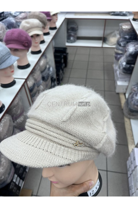 Beret damskie 34