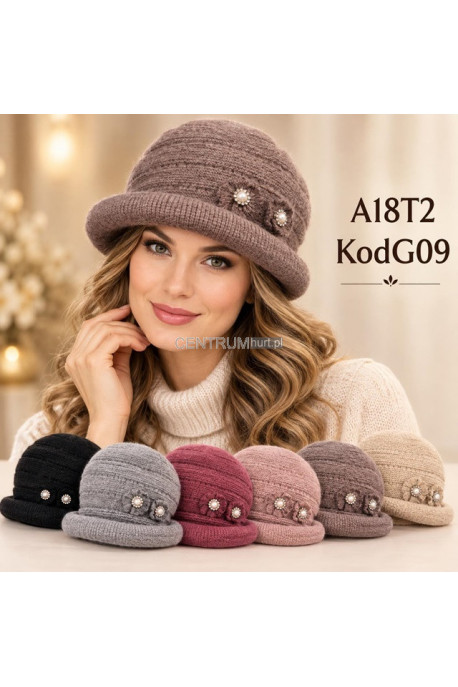 Beret damskie 95